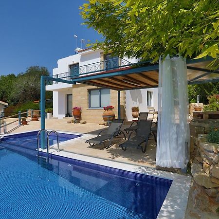 Villa Infinite Blu Paphos ภายนอก รูปภาพ