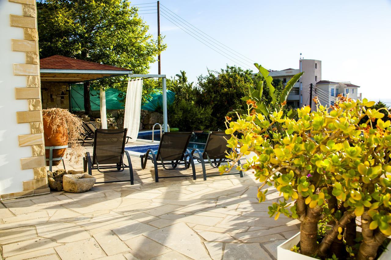 Villa Infinite Blu Paphos ภายนอก รูปภาพ