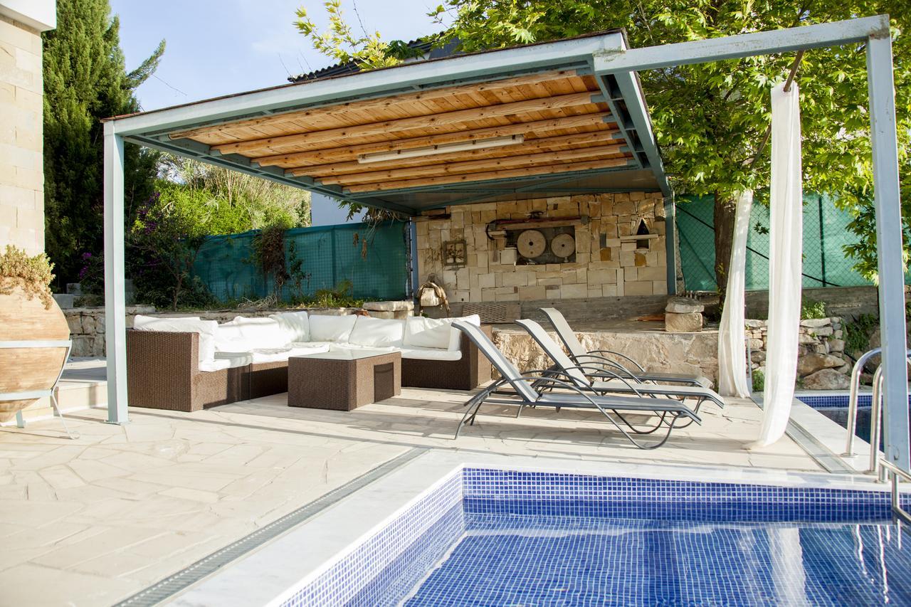 Villa Infinite Blu Paphos ภายนอก รูปภาพ