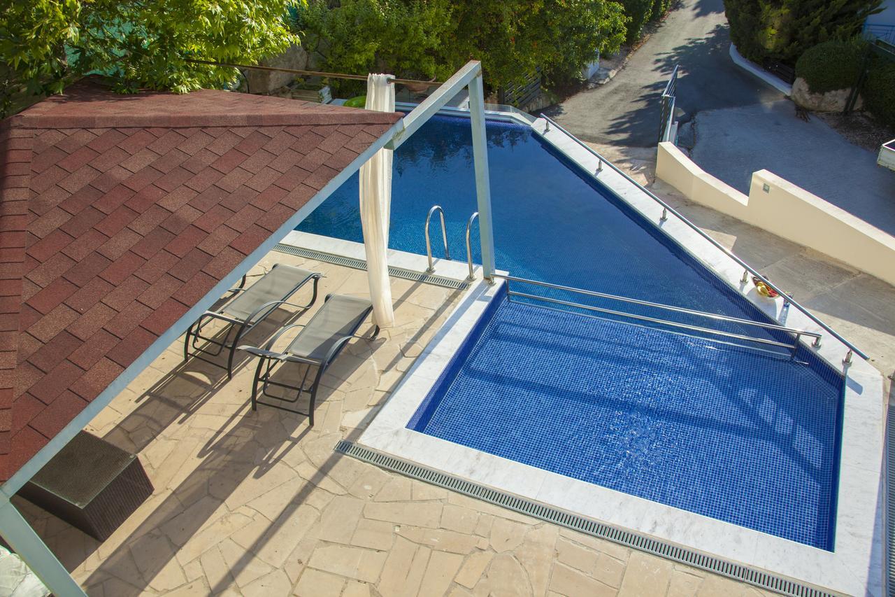 Villa Infinite Blu Paphos ภายนอก รูปภาพ