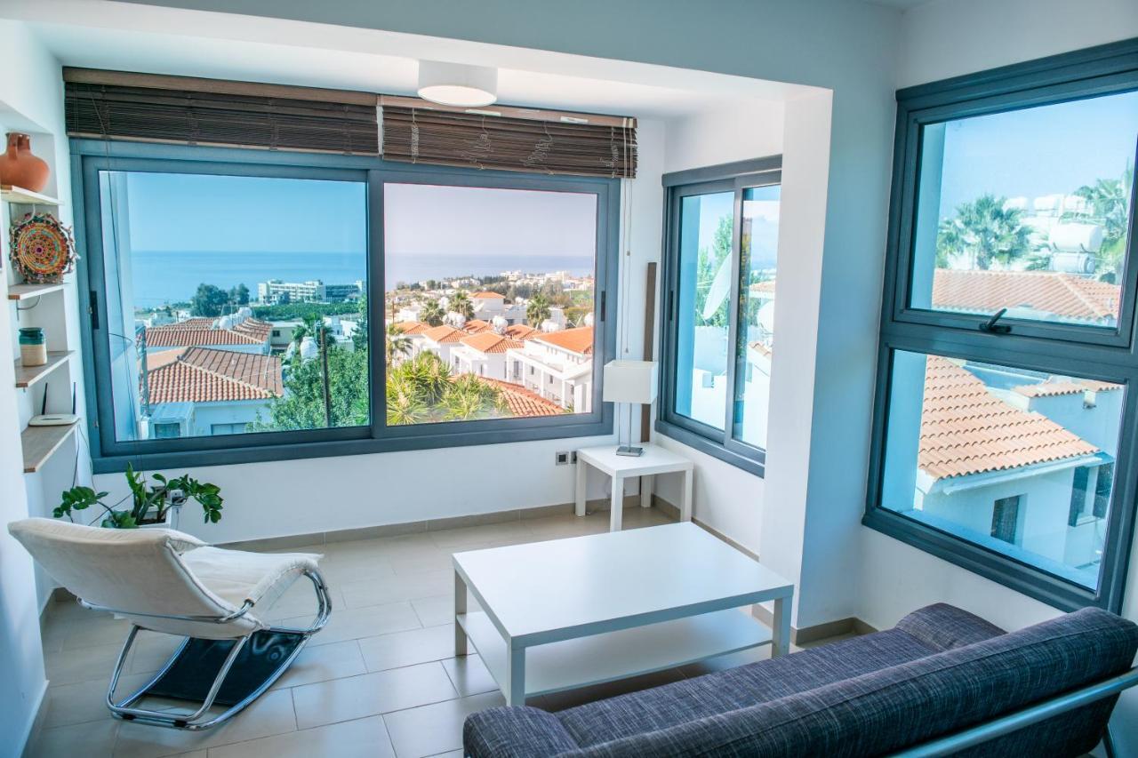 Villa Infinite Blu Paphos ภายนอก รูปภาพ